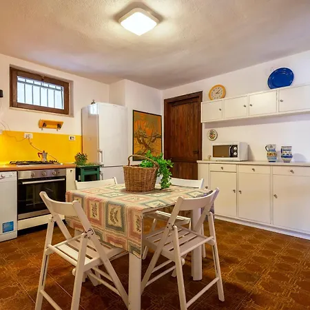 Casa Al Mare Con Ampia Veranda Dom wakacyjny Stintino